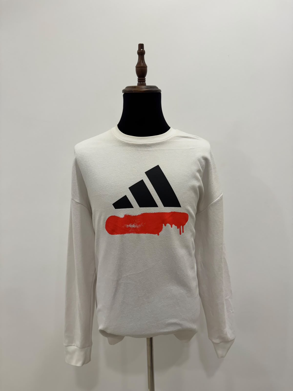 WHITE ADIDAS LONG SLEEVE SWEATER