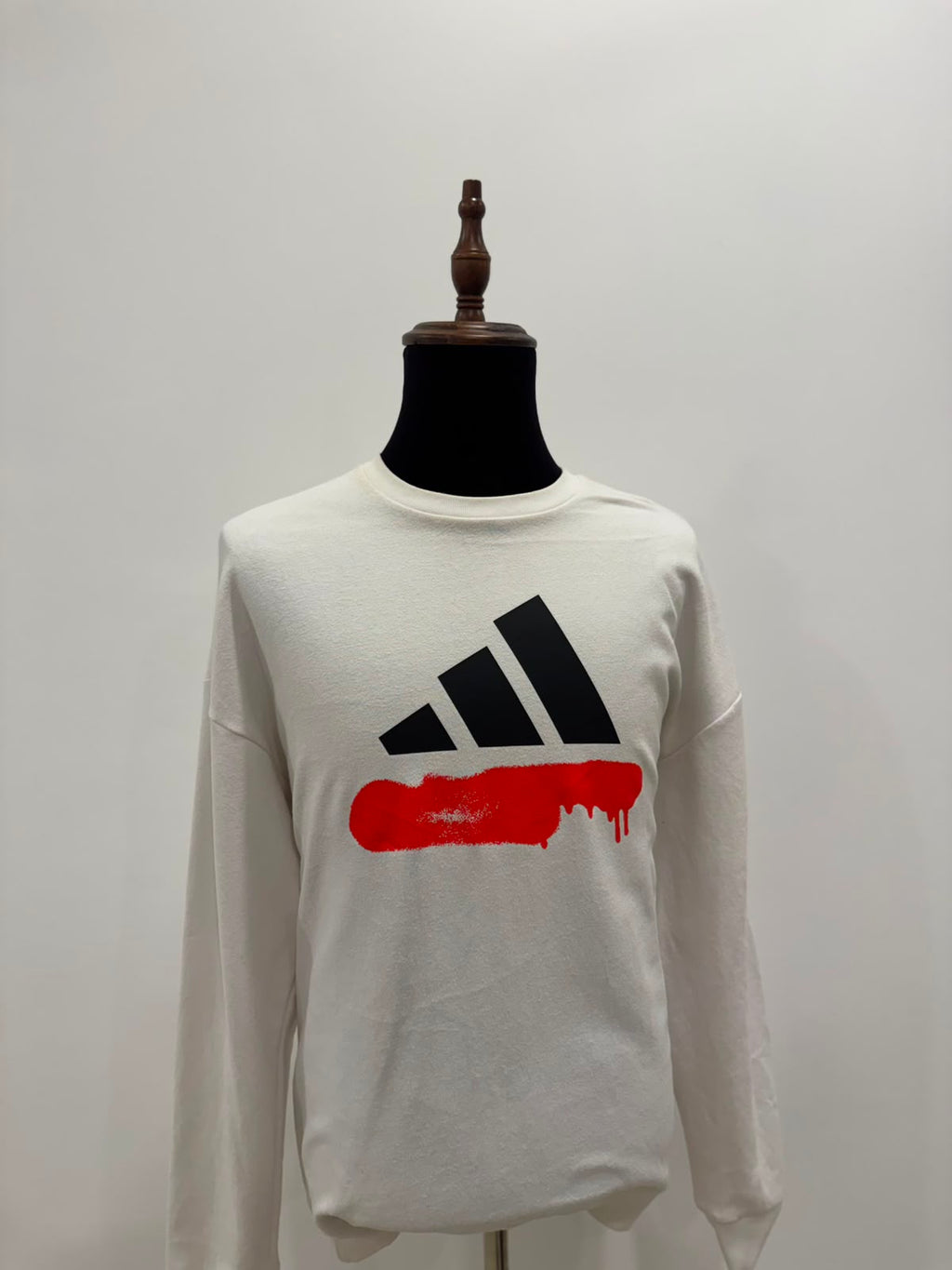 WHITE ADIDAS LONG SLEEVE SWEATER