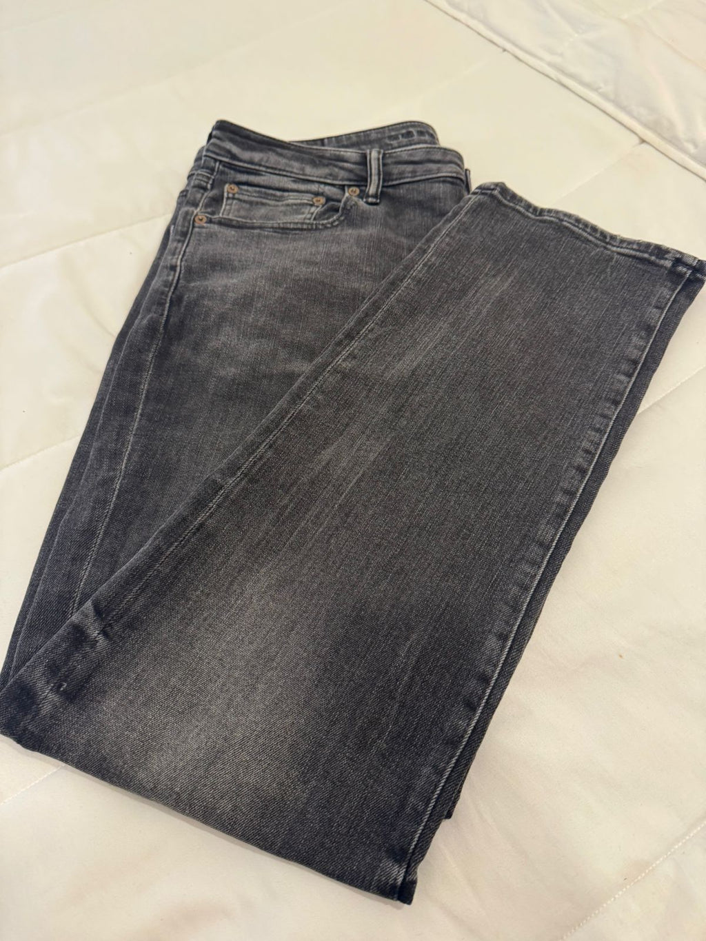 AMERICAN EAGLE JEAN