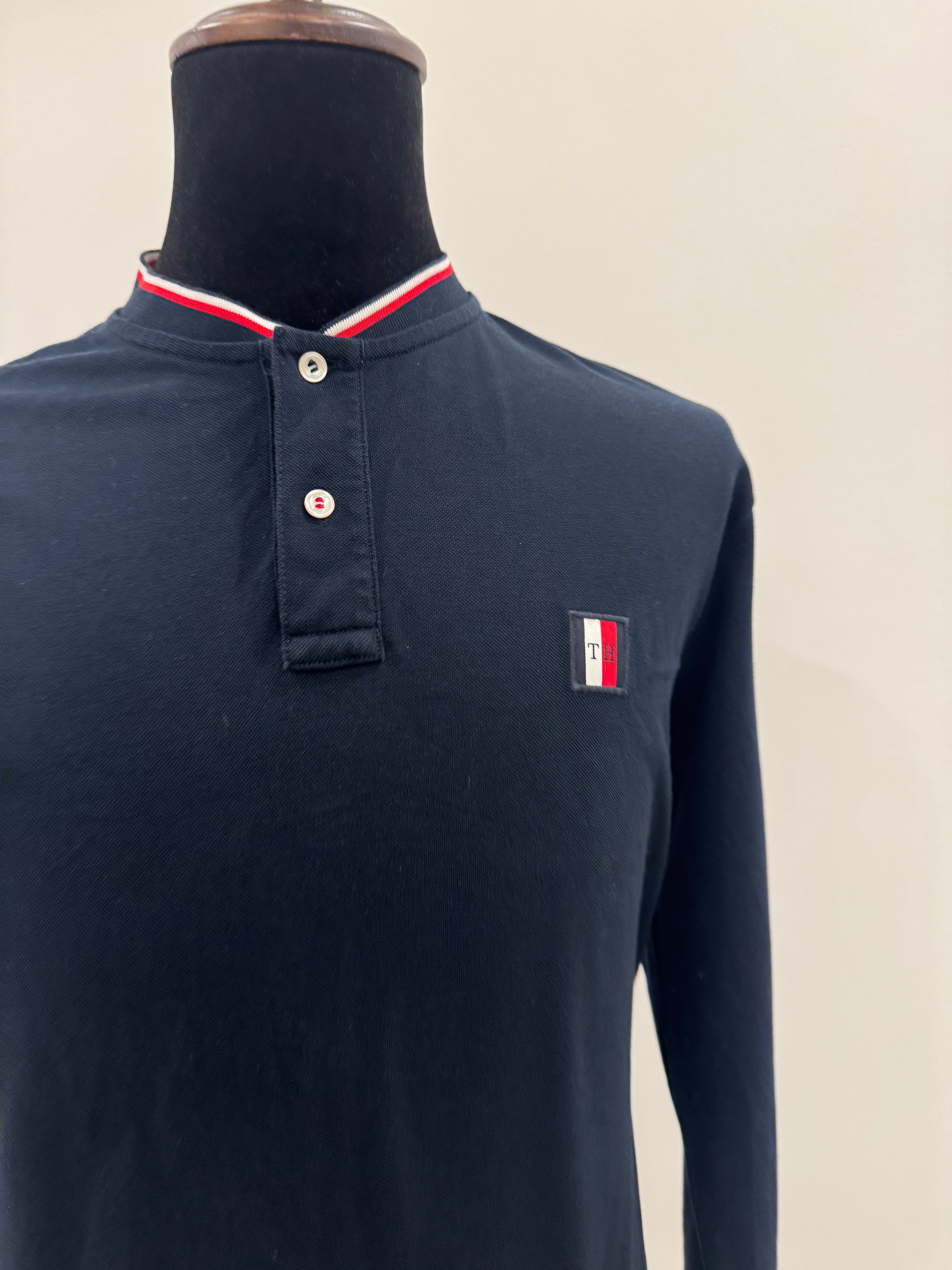 TOMMY LONG SLEEVE