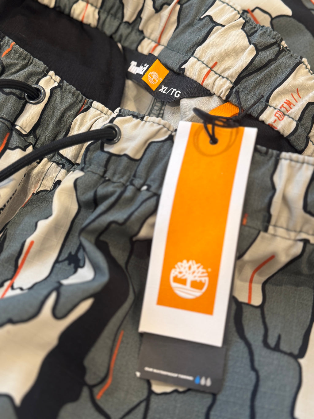 TIMBERLAND CARGO PANT (BRAND NEW)