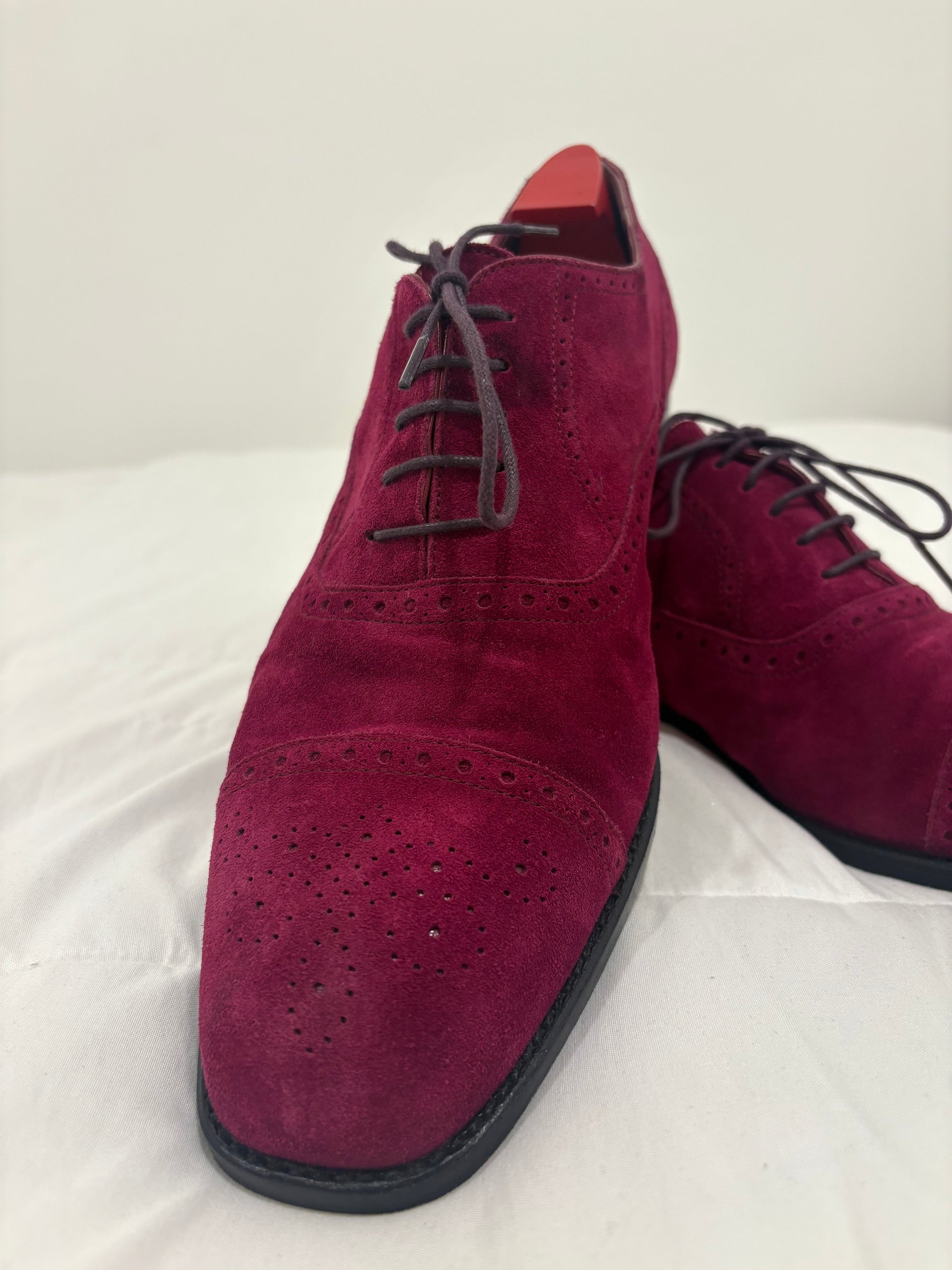 MANOLO BLAHNIK WITNEY - Burgundy Suede Cap Toe Oxfords
