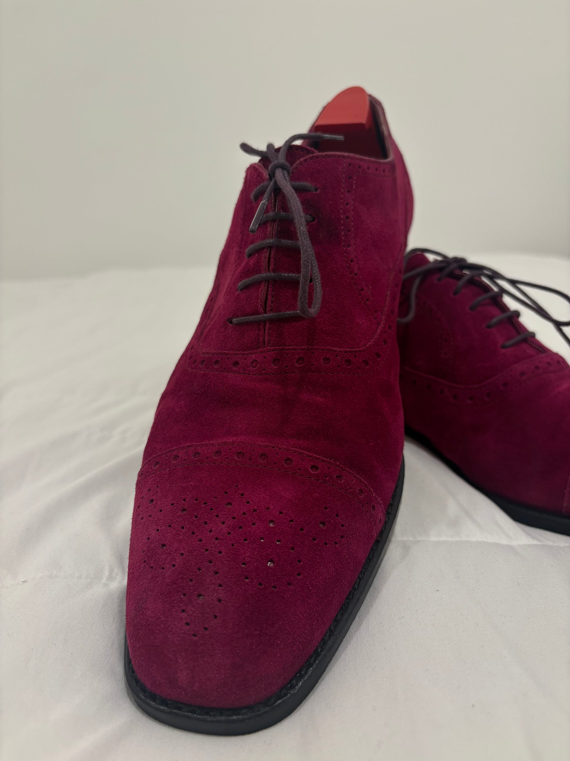 MANOLO BLAHNIK WITNEY - Burgundy Suede Cap Toe Oxfords