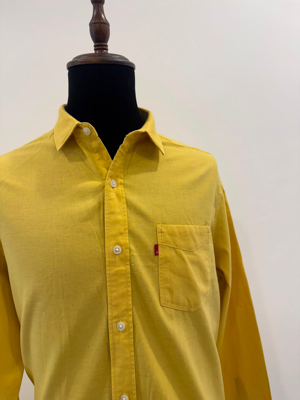 LEVIS MENS YELLOW SHIRT LONG SLEEVE