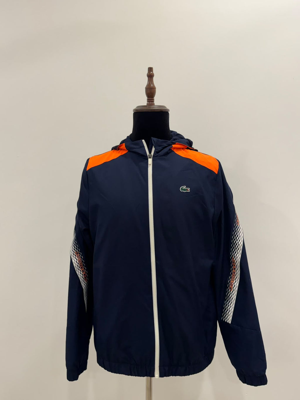LACOSTE SPORT Men’s Lacoste Tennis Recycled Polyester Hooded Jacket