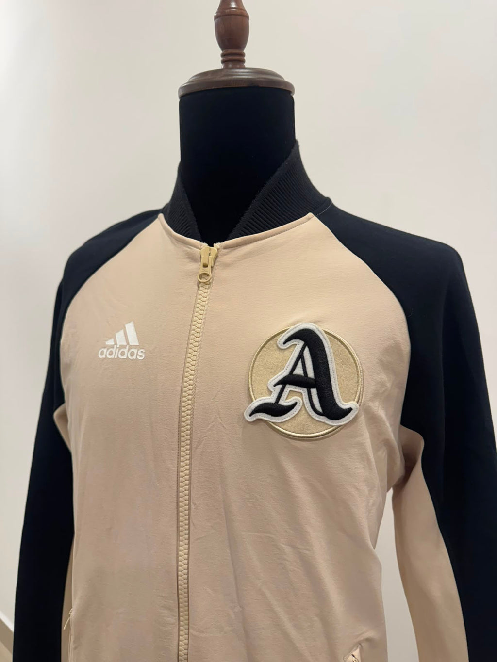 Men’s Adidas EA0371 Sports Stylish Autumn Jacket VRCT Zip UP Large