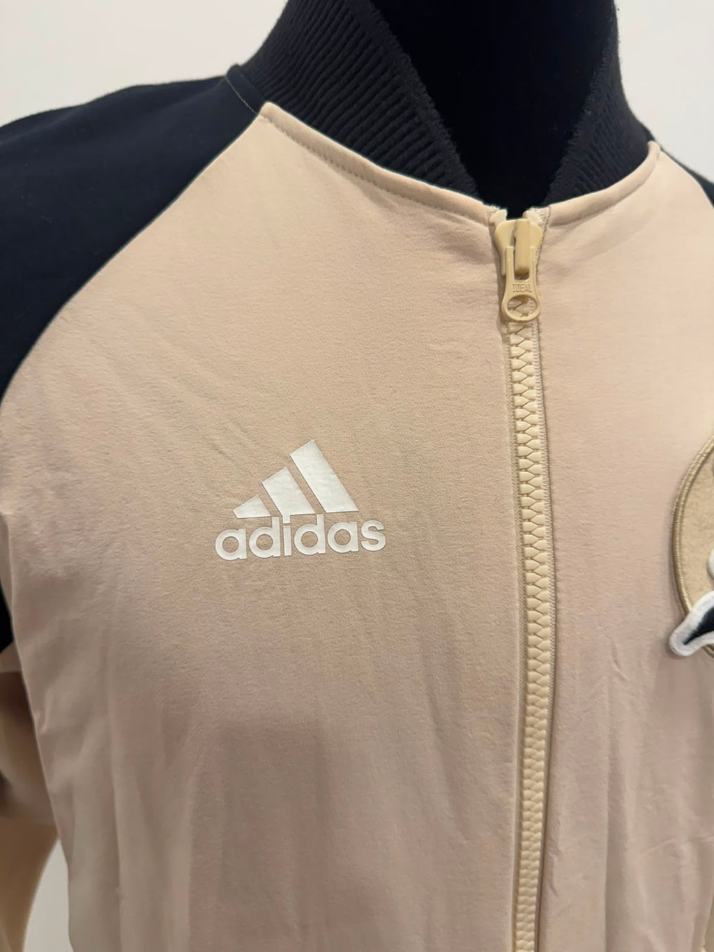 Men’s Adidas EA0371 Sports Stylish Autumn Jacket VRCT Zip UP Large