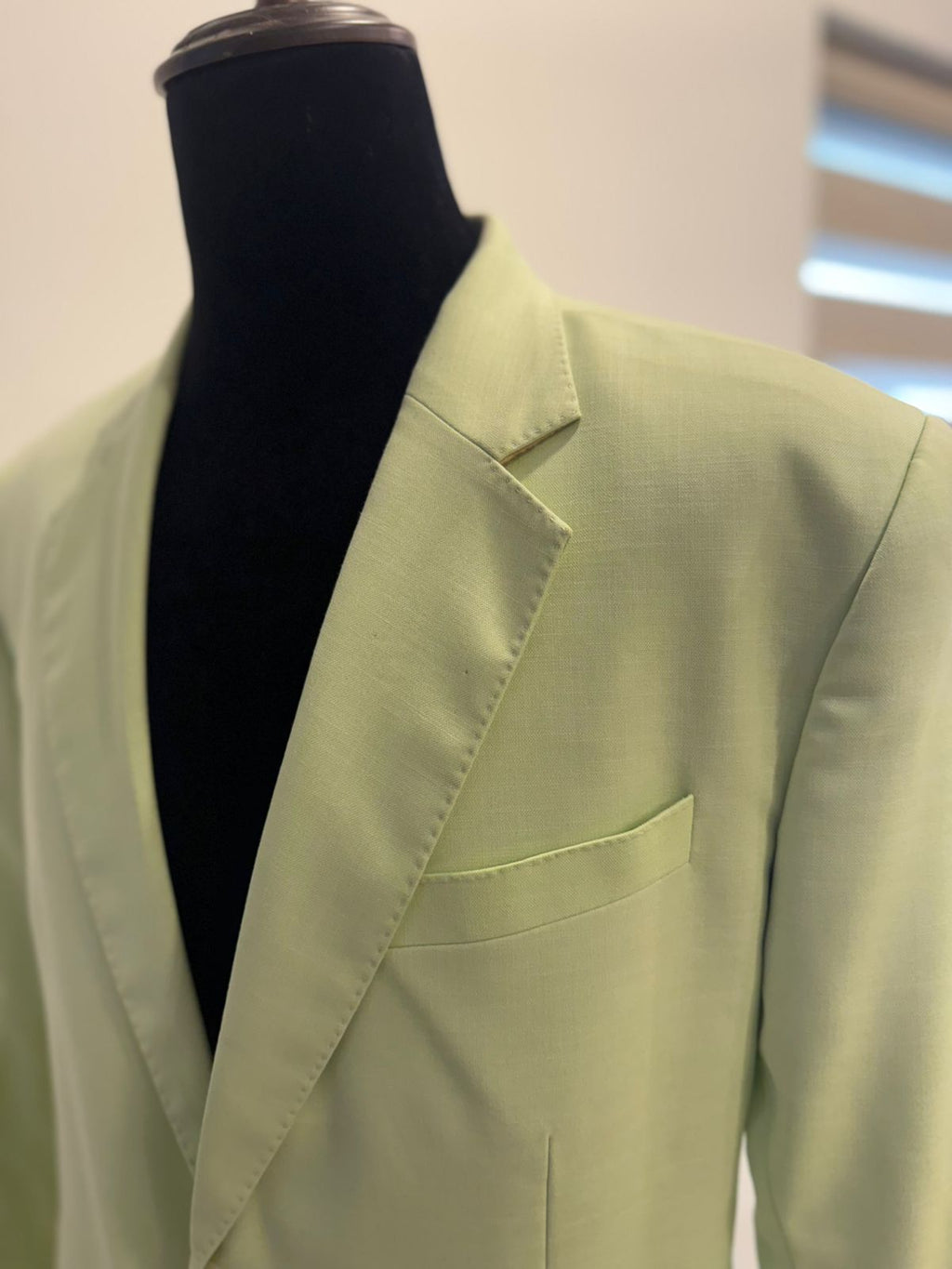 PRIZE 2 BUTTON BLAZER