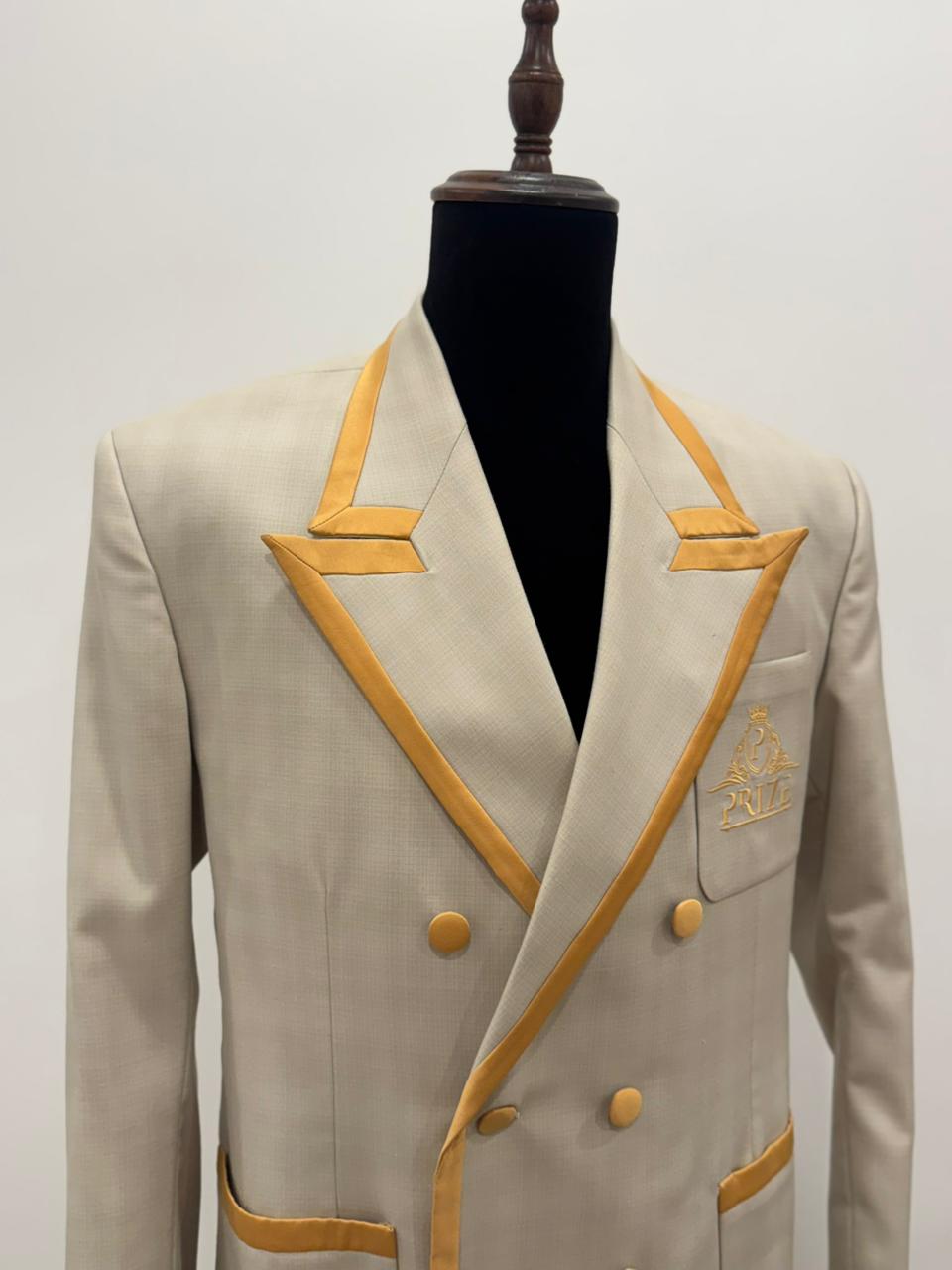 Prize Off White Blazer with Pant