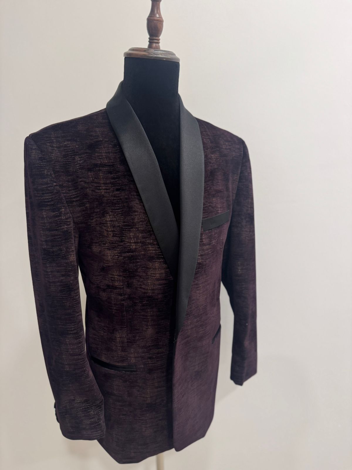 Velvert Touch Tuxedo - Prize