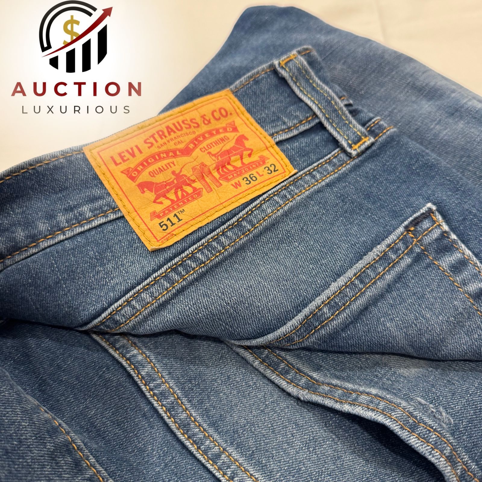 MEN'S LEVIS DENIM