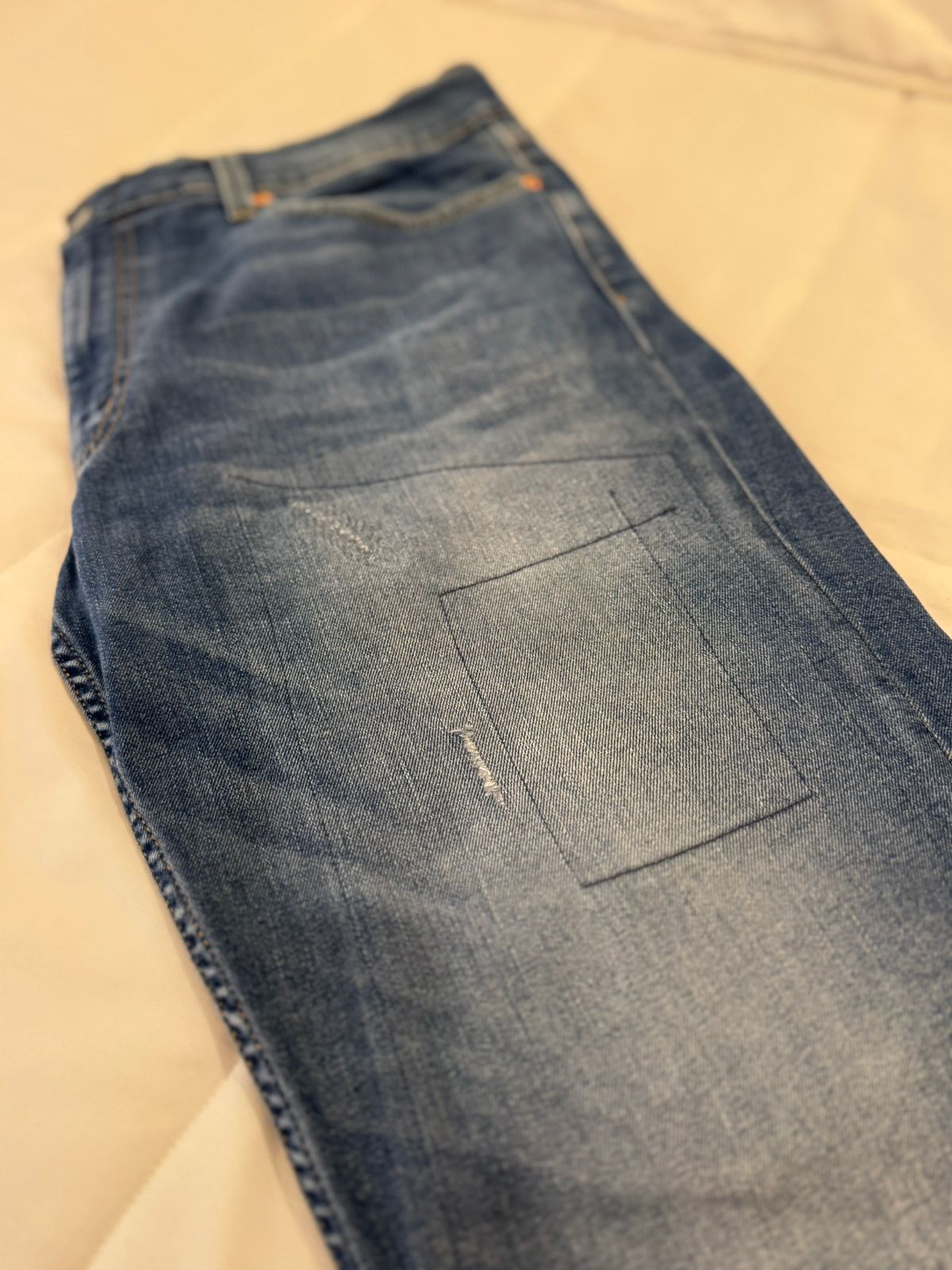 MEN'S LEVIS DENIM