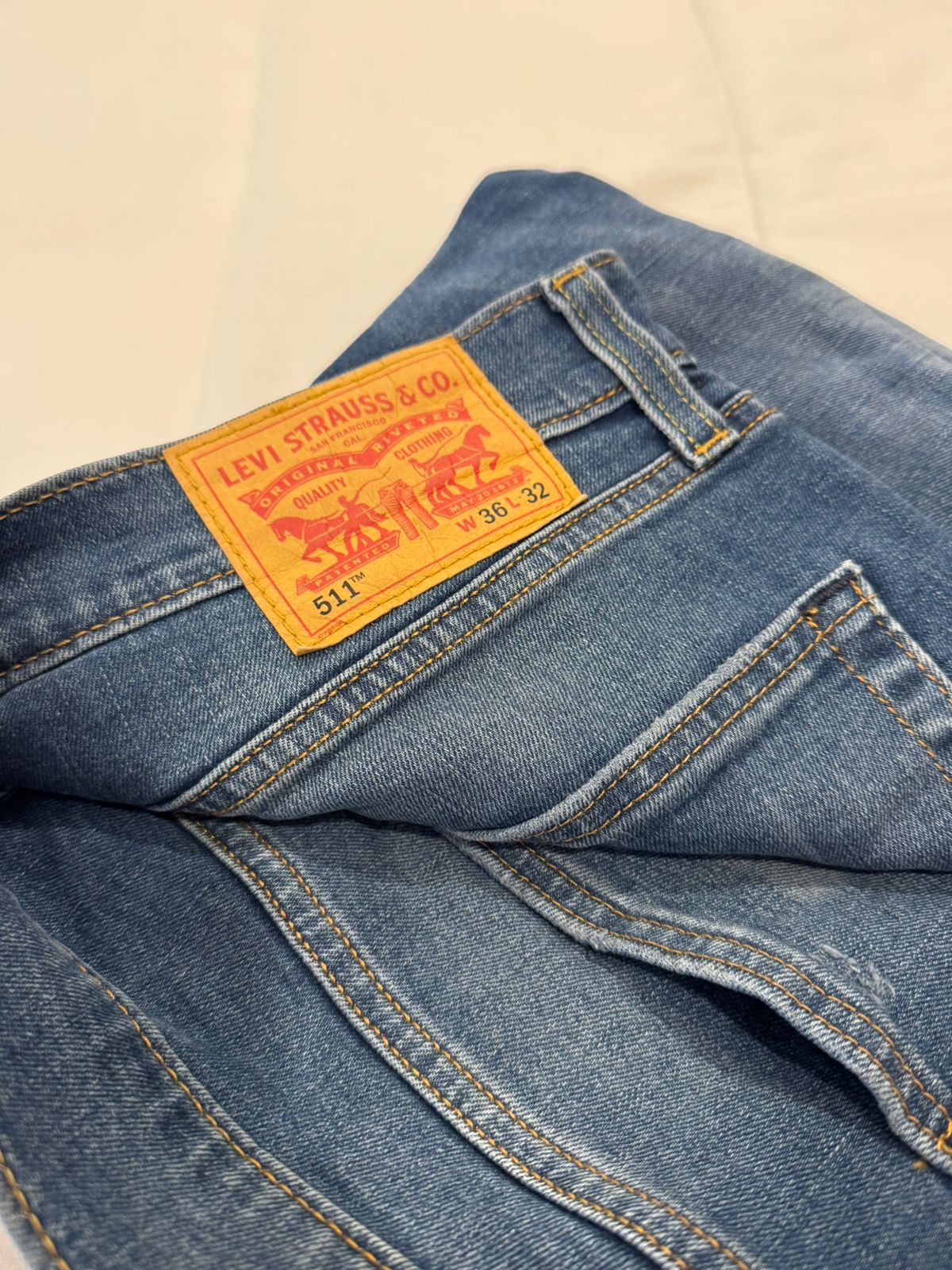 MEN'S LEVIS DENIM