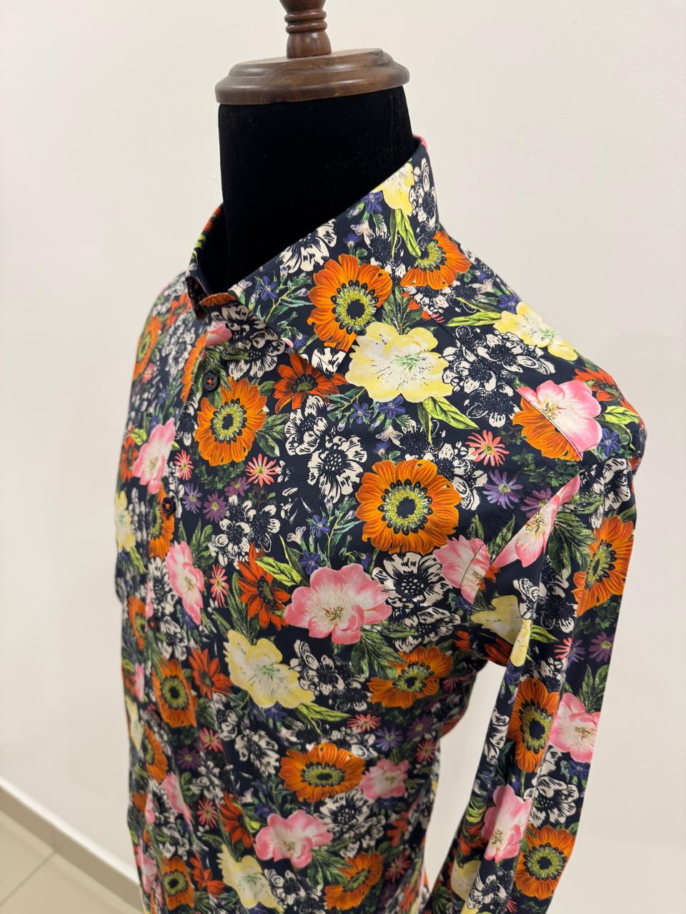 HAWES & CURTIS FLORAL PICCADILLY