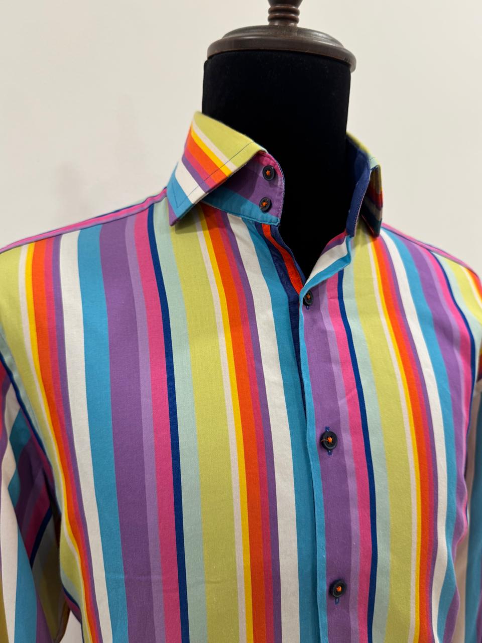 HAWES & CURTIS HIGH COLLAR MULTI COLOURED STRIPED VERTICAL PATTERN