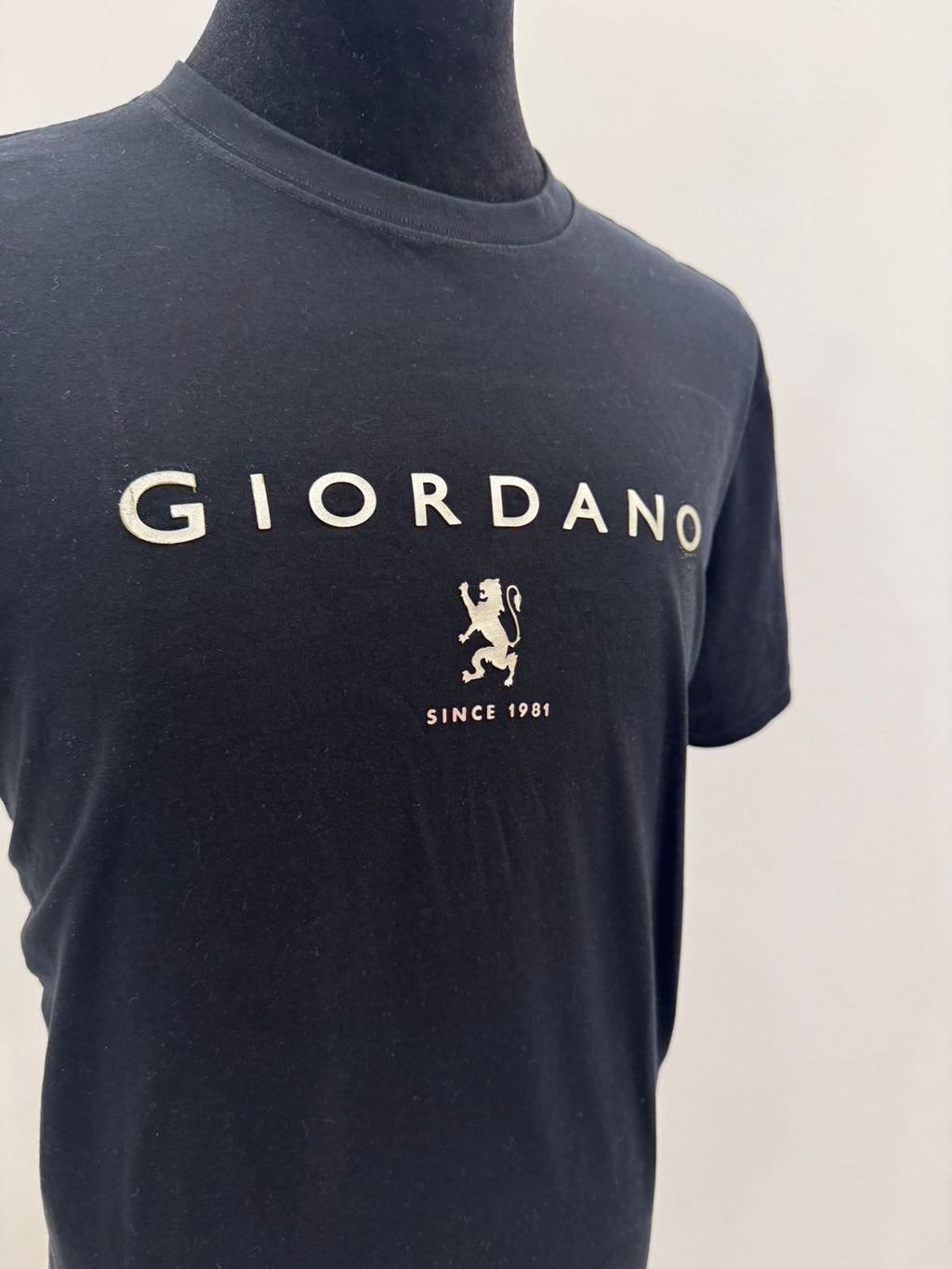 GIORDANO GOLDEN LION TEE