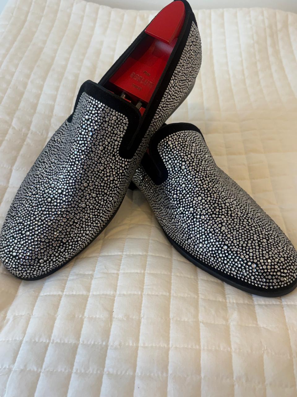 Grey Walk Hand Made Silver Stone loafer